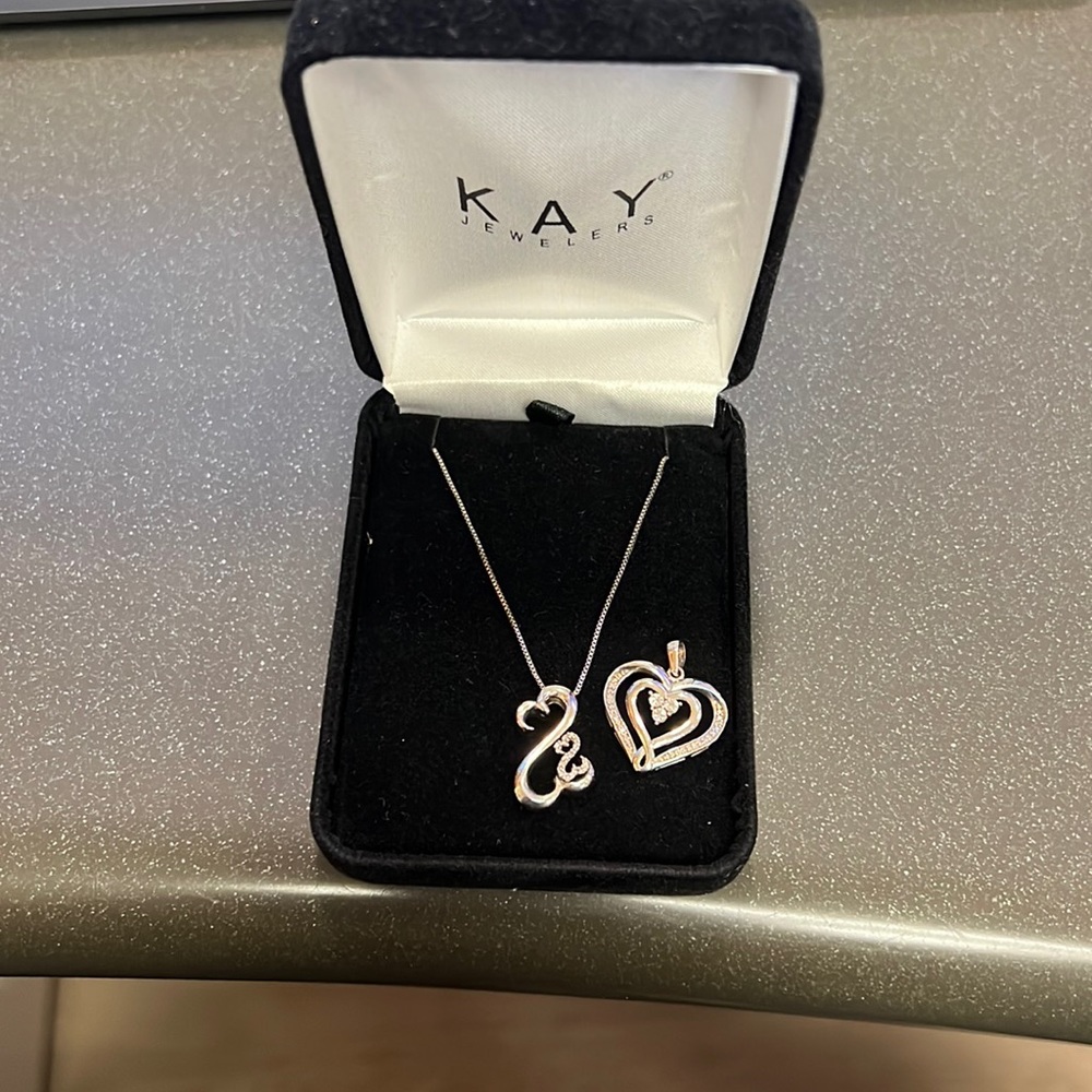 Kay Jewelers Open Heart Necklace with Bonus Charm
